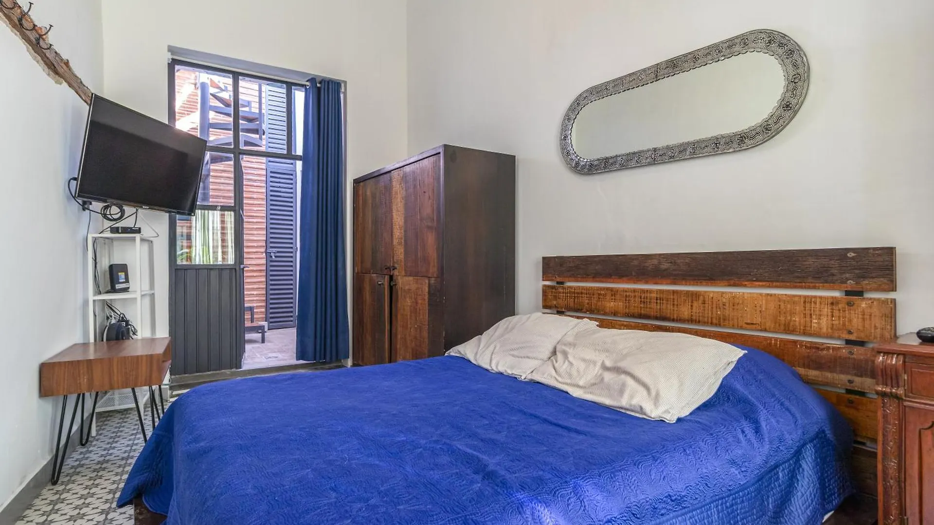 Apartment Suite En Centro Historico Terraza, Wifi, Desk, Ac Queretaro