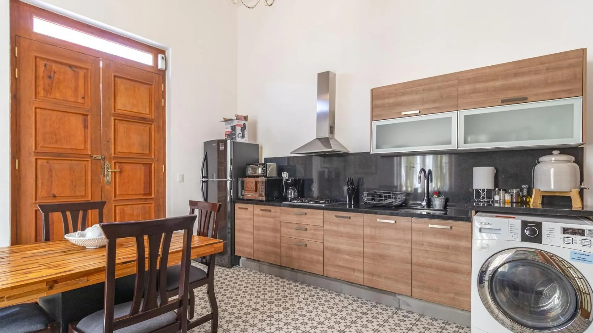 Apartment Suite En Centro Historico Terraza, Wifi, Desk, Ac Queretaro